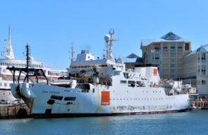 Internet cable repair ship sets sail