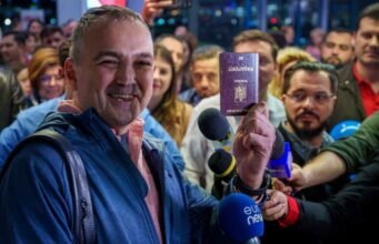 Romania and Bulgaria partially join Schengen area