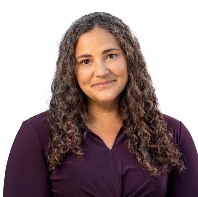 Booking a plane ticket for vacation brings Happiness – Study