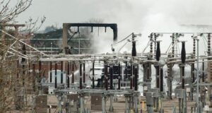 Major disruption as Heathrow Airport closed all-day.