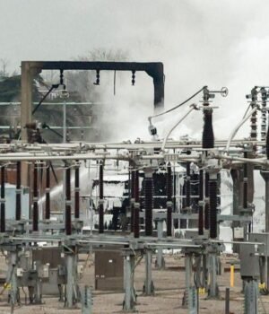 Major disruption as Heathrow Airport closed all-day.