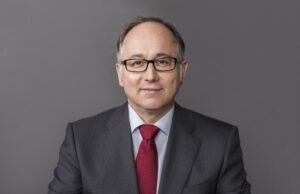 Luis Gallego Chairs IATA Board Luis Gallego, CEO of the International Airlines Group (IAG), is the new Chair of the IATA Board