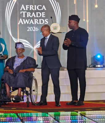 Gervais DJONDO: Ghana’s Vice President Honours Founder of ASKY Gervais DJONDO: Ghana’s Vice President Honours Founder of ASKY