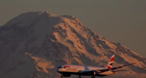 FAA clears Boeing 787 change to fly farther, carry more weight