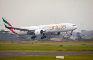 Emirates flight EK789 touches down in Accra Emirates flight EK789 touches down in Accra