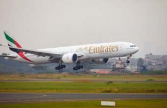 Emirates flight EK789 touches down in Accra Emirates flight EK789 touches down in Accra