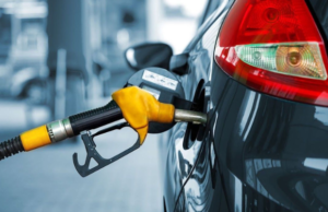 Nigeria Agrees on Fresh Petrol Price Cuts as Falling Crude Oil Eases Costs Nigeria Agrees on Fresh Petrol Price Cuts as Falling Crude Oil Eases Costs